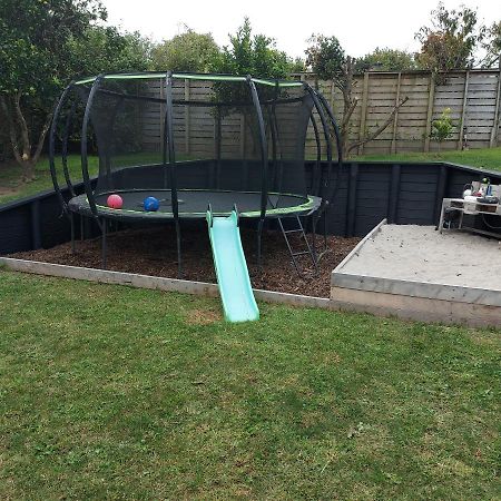 Guest House On Plummers Point Tauranga Exterior foto